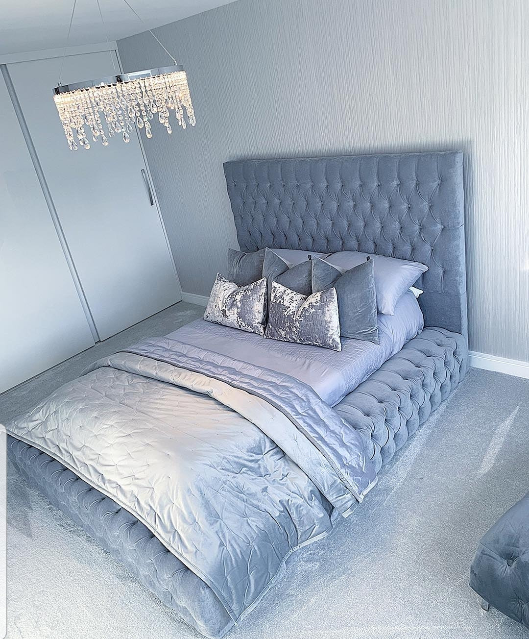 AMBASSADOR CHESTERFIELD BED